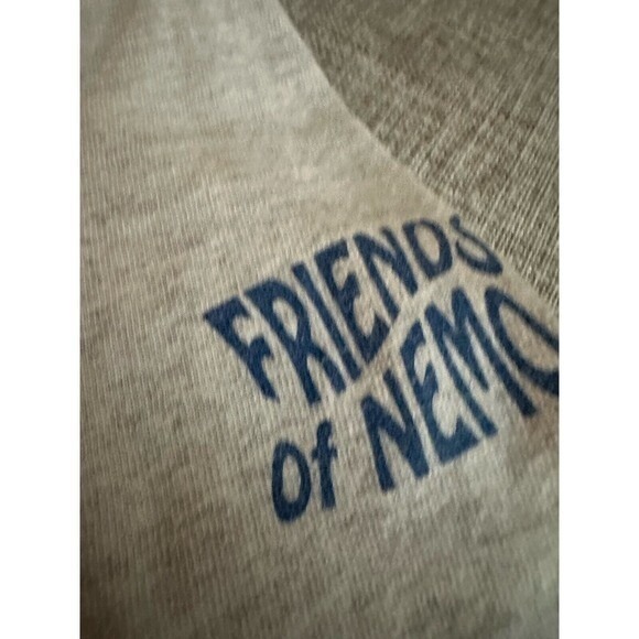 VTG Disney Pixar Finding Nemo Unisex S T Shirt Clowning Around Epcot Living Seas - Picture 5 of 12